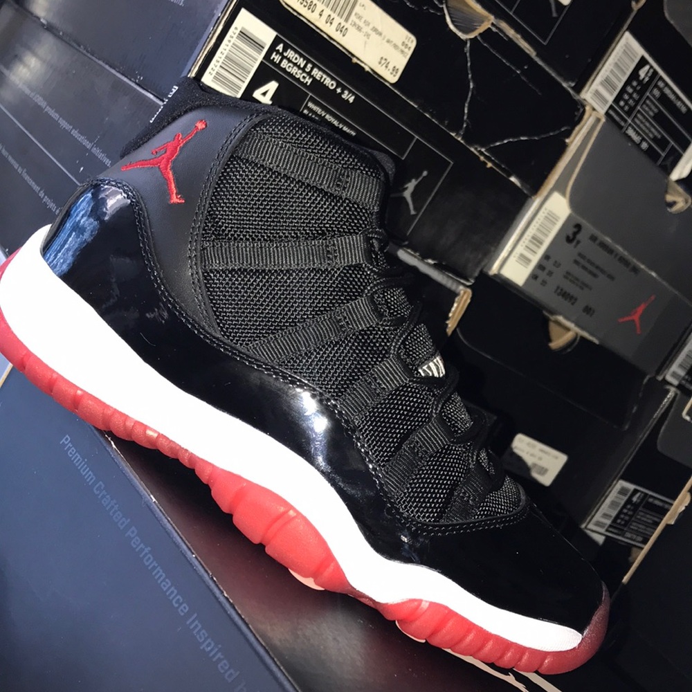 Jordan Retro 11 youth size 4.5 NIB Nike